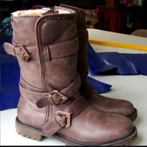 Roxy Brown Buckled Boots